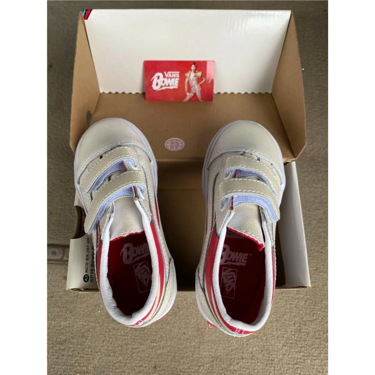 Vans David Bowie Aladdin Sane True White Red Blue Sneaker Size US Toddler 9