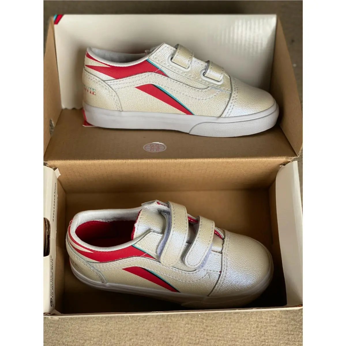 Vans shoes - Vans David Bowie Aladdin Sane - White 1