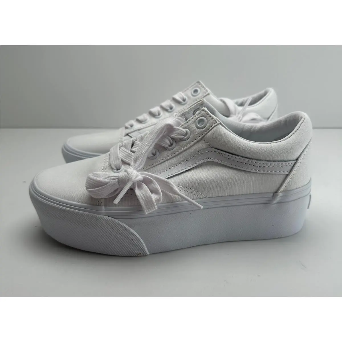 Vans shoes - White 2