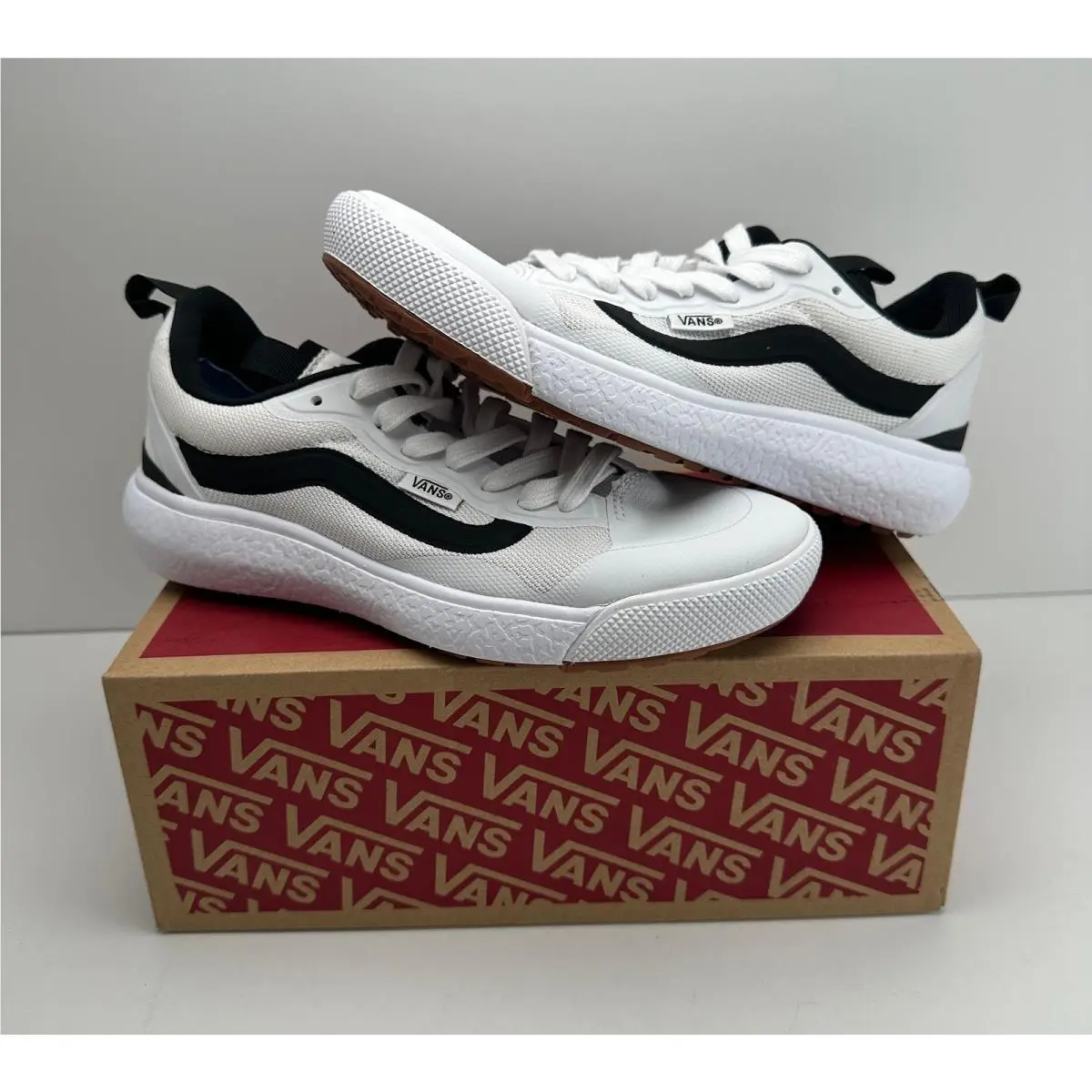 Men`s Mte Ultrarange Exo Shoes White Size M4.5 W6 22S by Vans