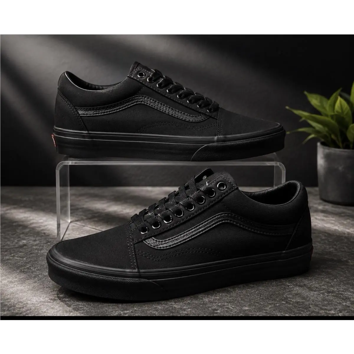 Old Skool Black/black Men’s 7.5 Women’s 9 Classic Low Top Sneakers by Vans