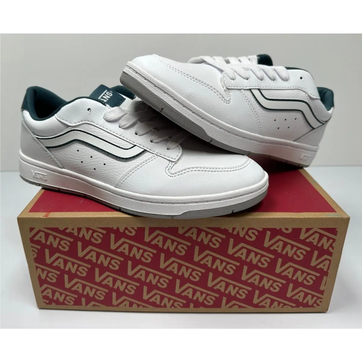Men`s Rylans Ls Sneakers Leather White Size 8.5 01S by Vans