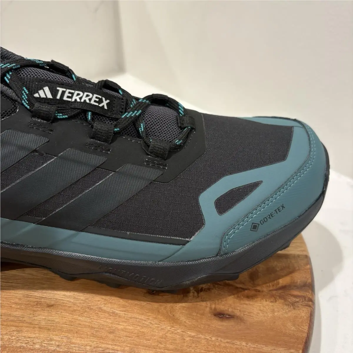 Adidas shoes - adidas TERREX Skychaser GTX - TERREX Skychaser GTX - JQ2209 - Black 9
