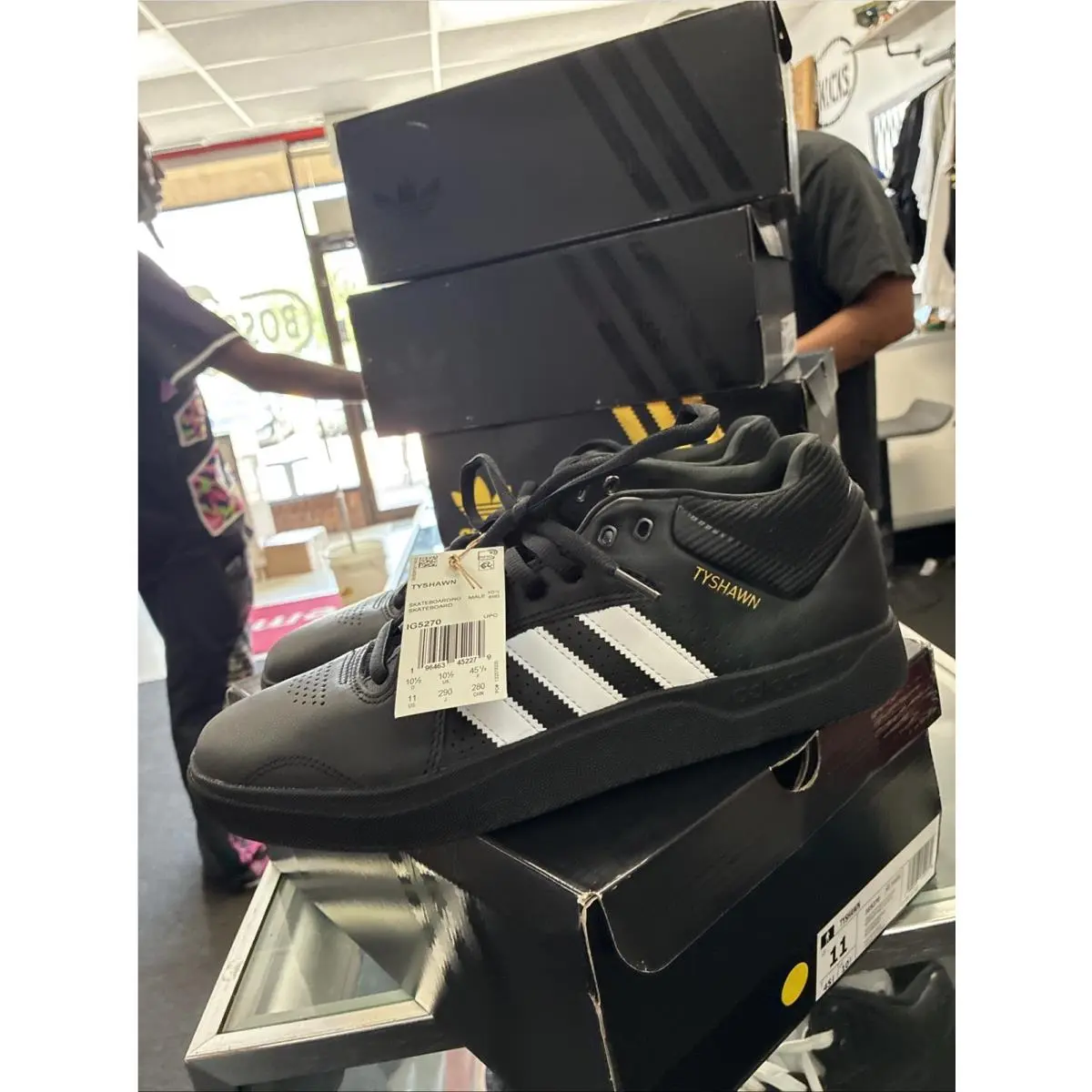 Adidas shoes - adidas Tyshawn - Tyshawn - IG5270 - Black 10
