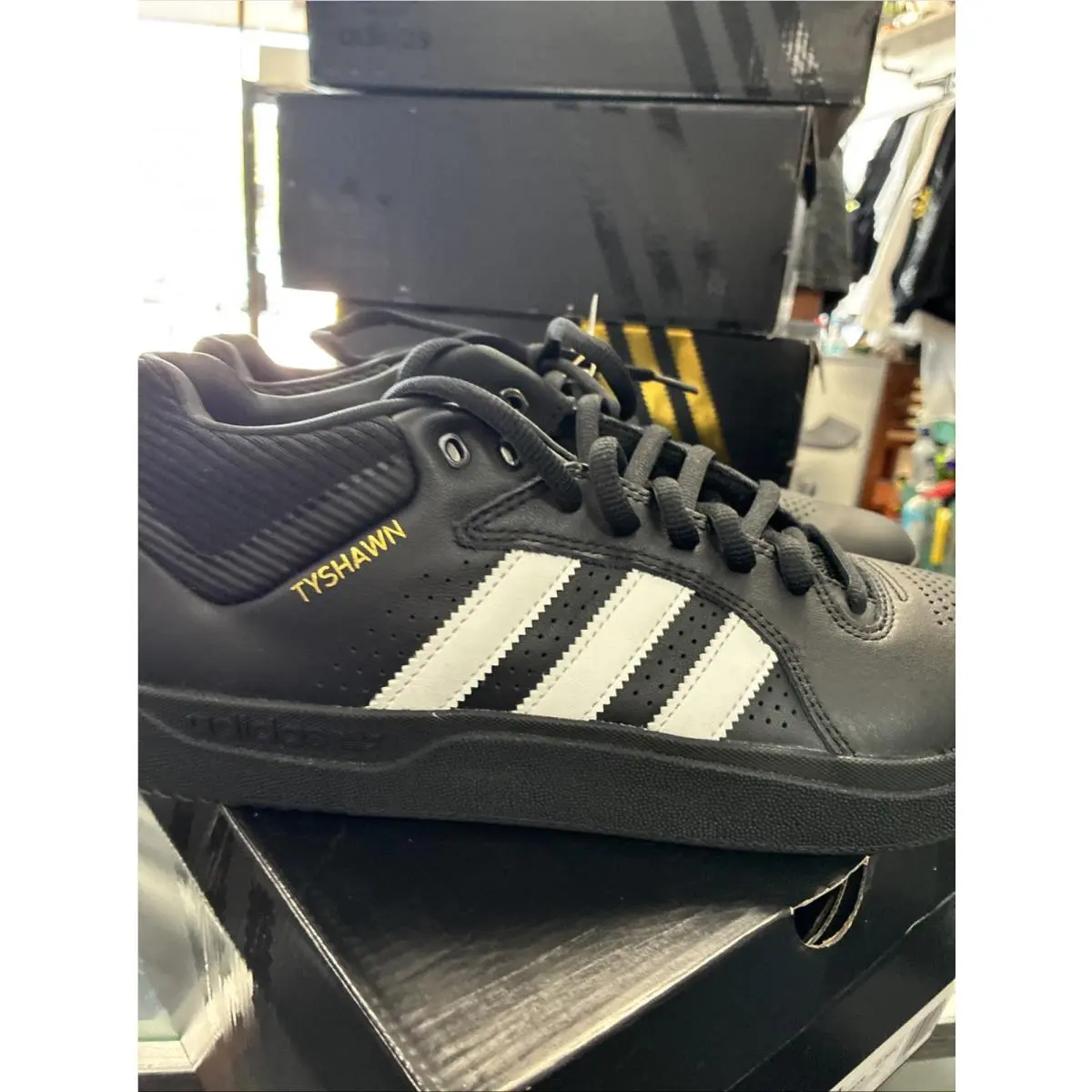 Adidas shoes - adidas Tyshawn - Tyshawn - IG5270 - Black 4