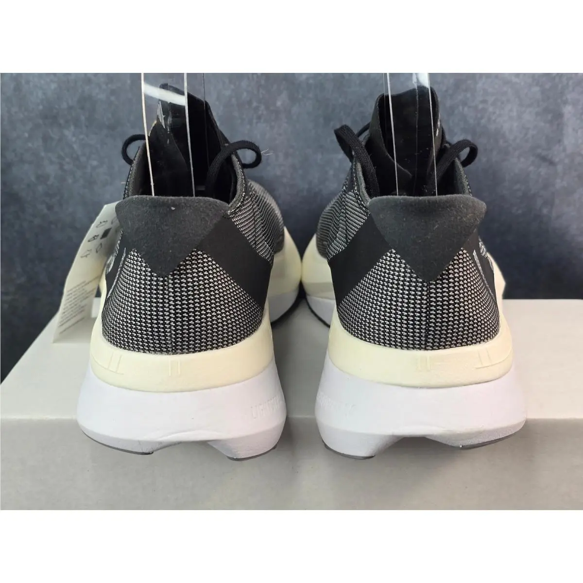 Adidas shoes - Adizero Boston 12 - Adizero Boston - Trainer running - Black 1