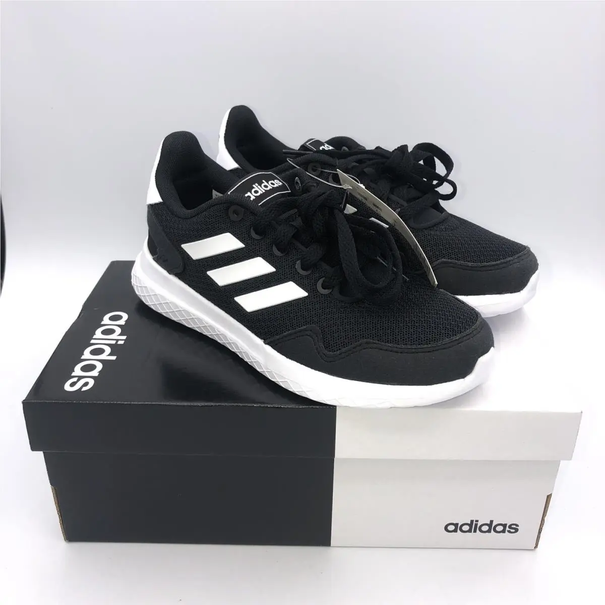 Adidas shoes - Archivo K - Archivo - Black (UPC: 192615832937) 0