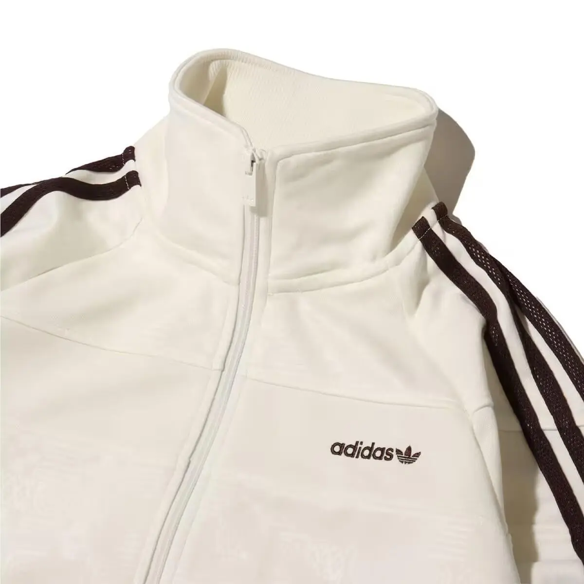 Adidas clothing - Off White 4