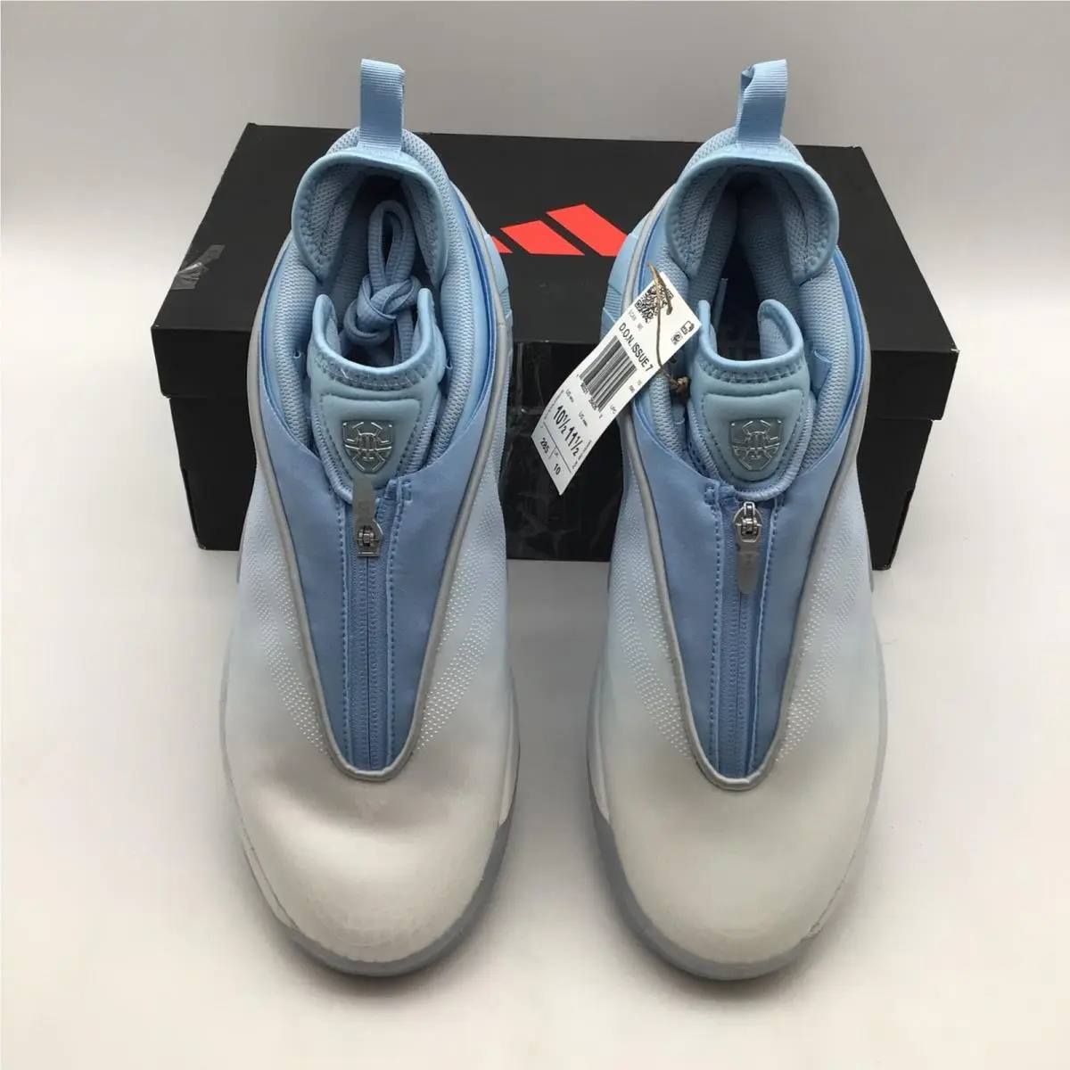 Adidas shoes - adidas D.O.N. Issue 7 - Issue - Blue 1