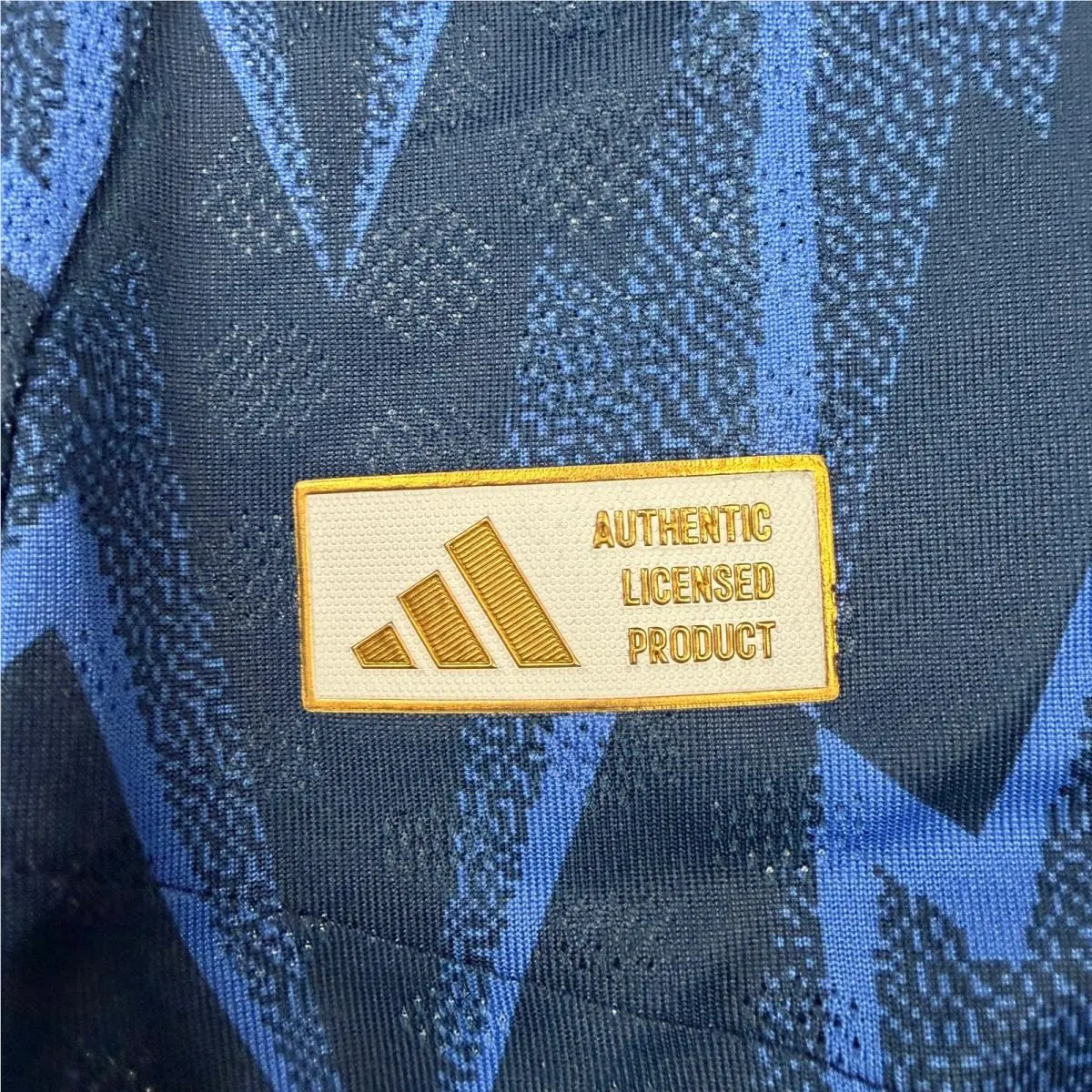 Adidas clothing - Blue 3