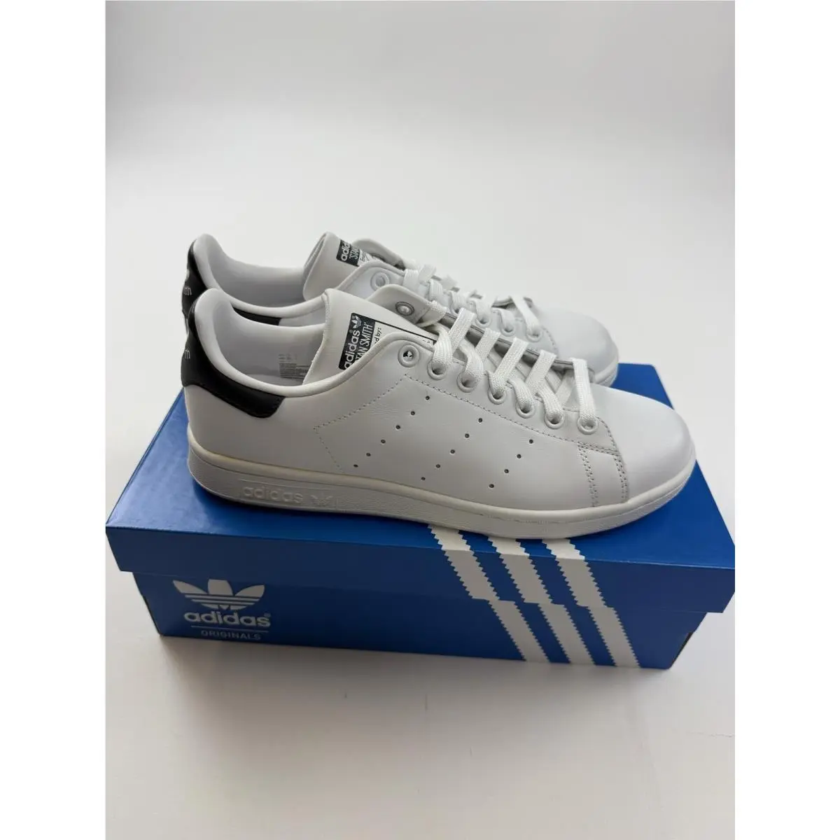 Adidas Stan Smith Shoes Mens Size 8 White Leather Low Top M20325 Sneakers