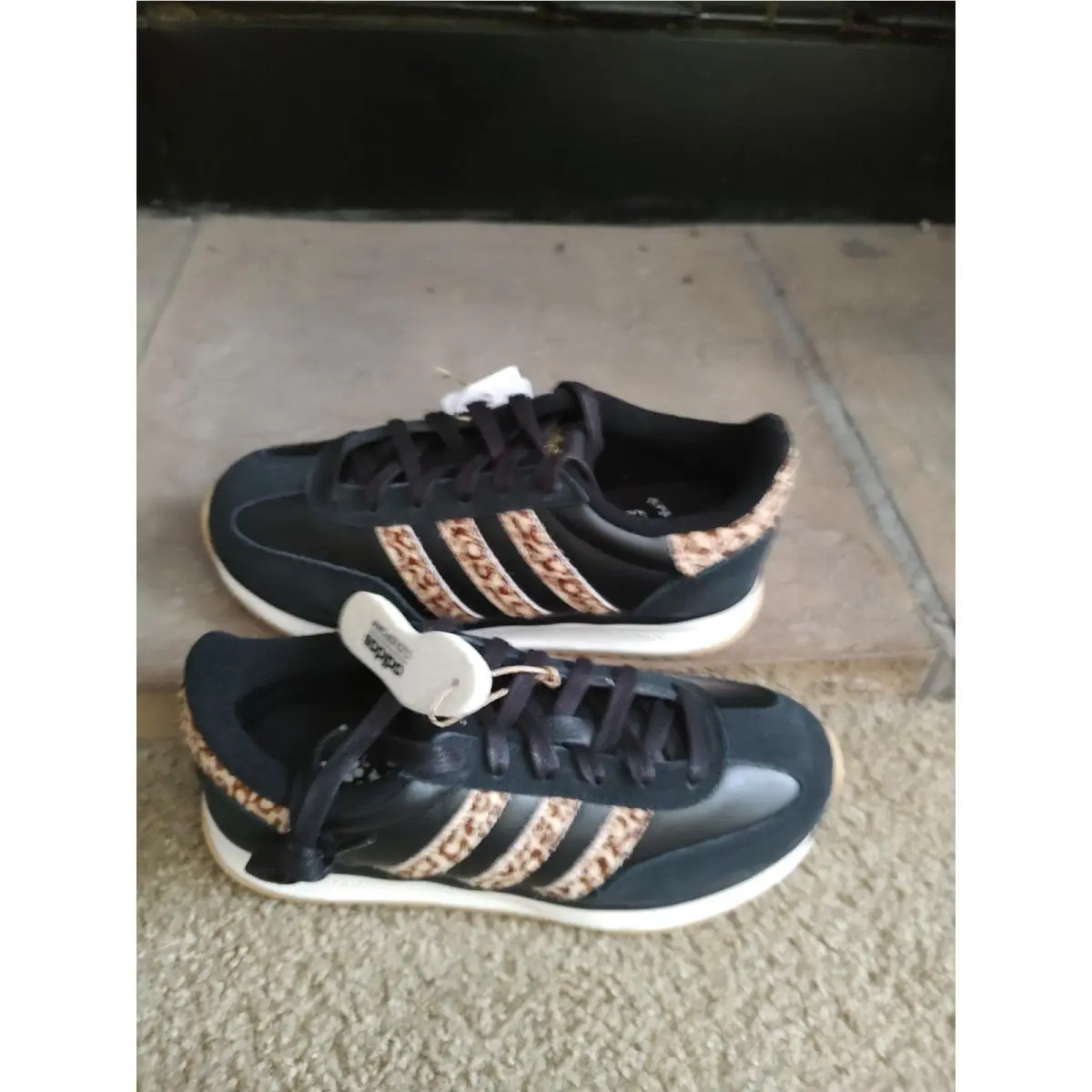 Adidas shoes - Black 3