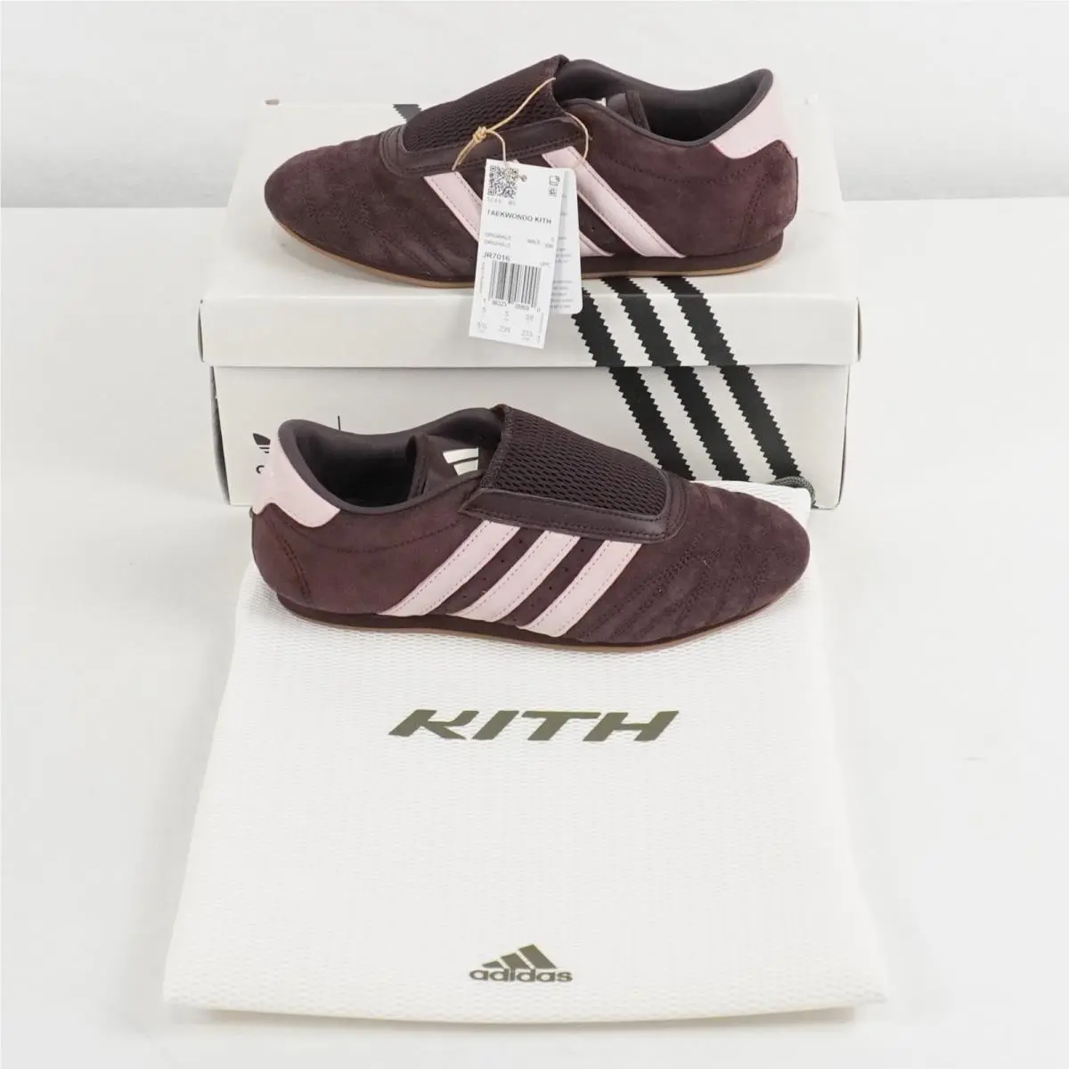X Kith Taekwondo Suede Sneaker In Brown/pink Men`s US 5.5 JR7016 by Adidas