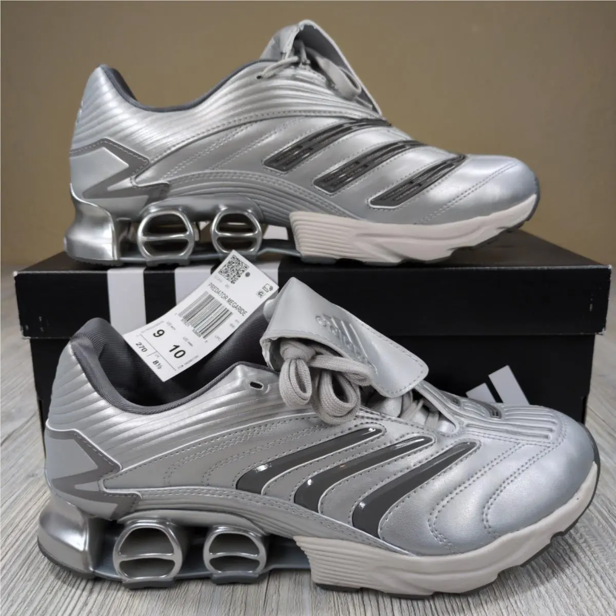 Predator Megaride Sneaker Silver Mens Size 9 JS1555 by Adidas