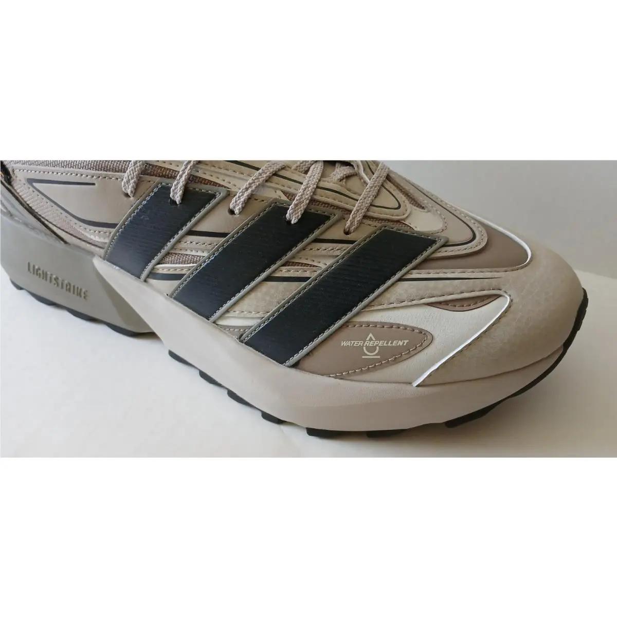 Adidas shoes - JP7774 - JP7774 - Beige/Black, Manufacturer: Blanch Cargo / Wonder Beige / Carbon (UPC: 197612292944) 2
