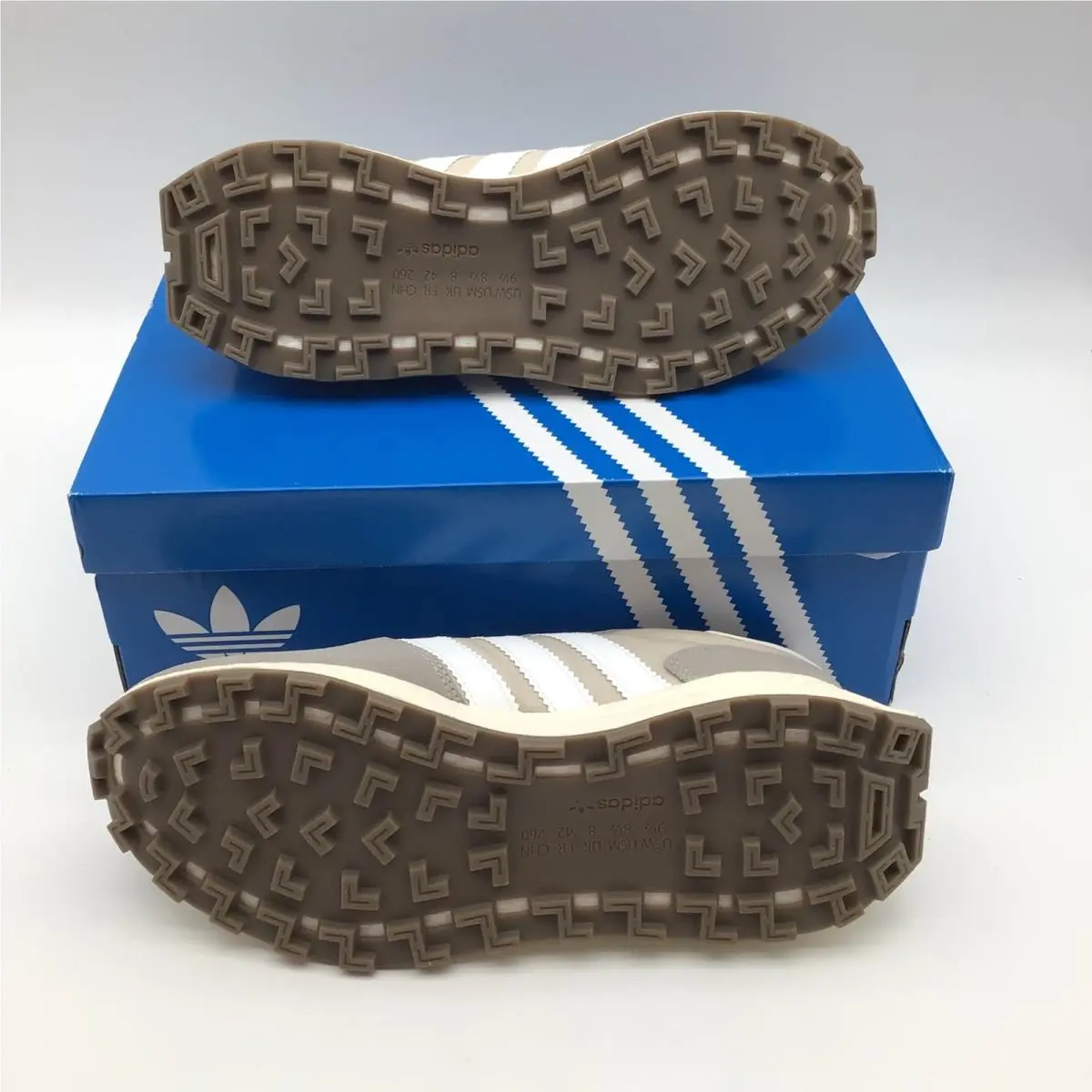 Adidas shoes - RETROPY E5 - RETROPY - Gray 3