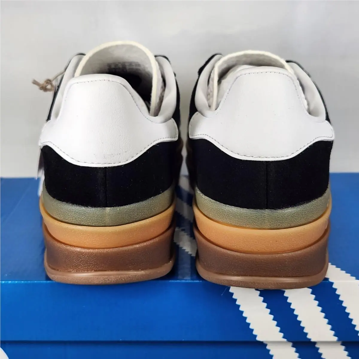 Adidas shoes - Black 3