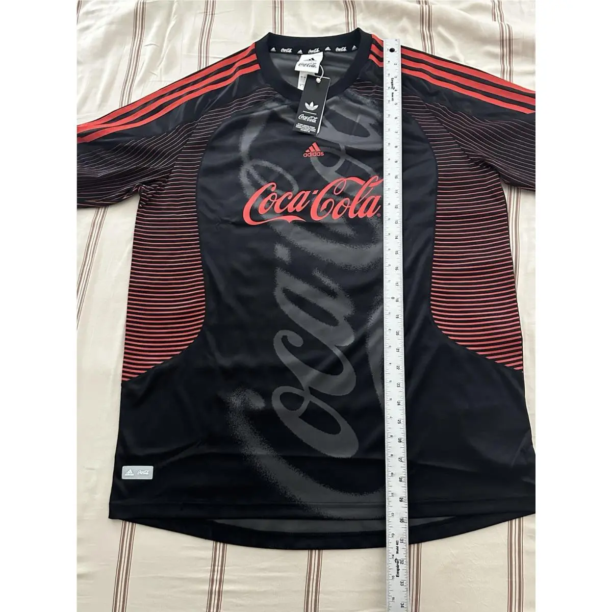 Adidas clothing - adidas Original x Coca-Cola Teamgeist 26 - KY2104 - Black / red (UPC: 0197617847576) 20