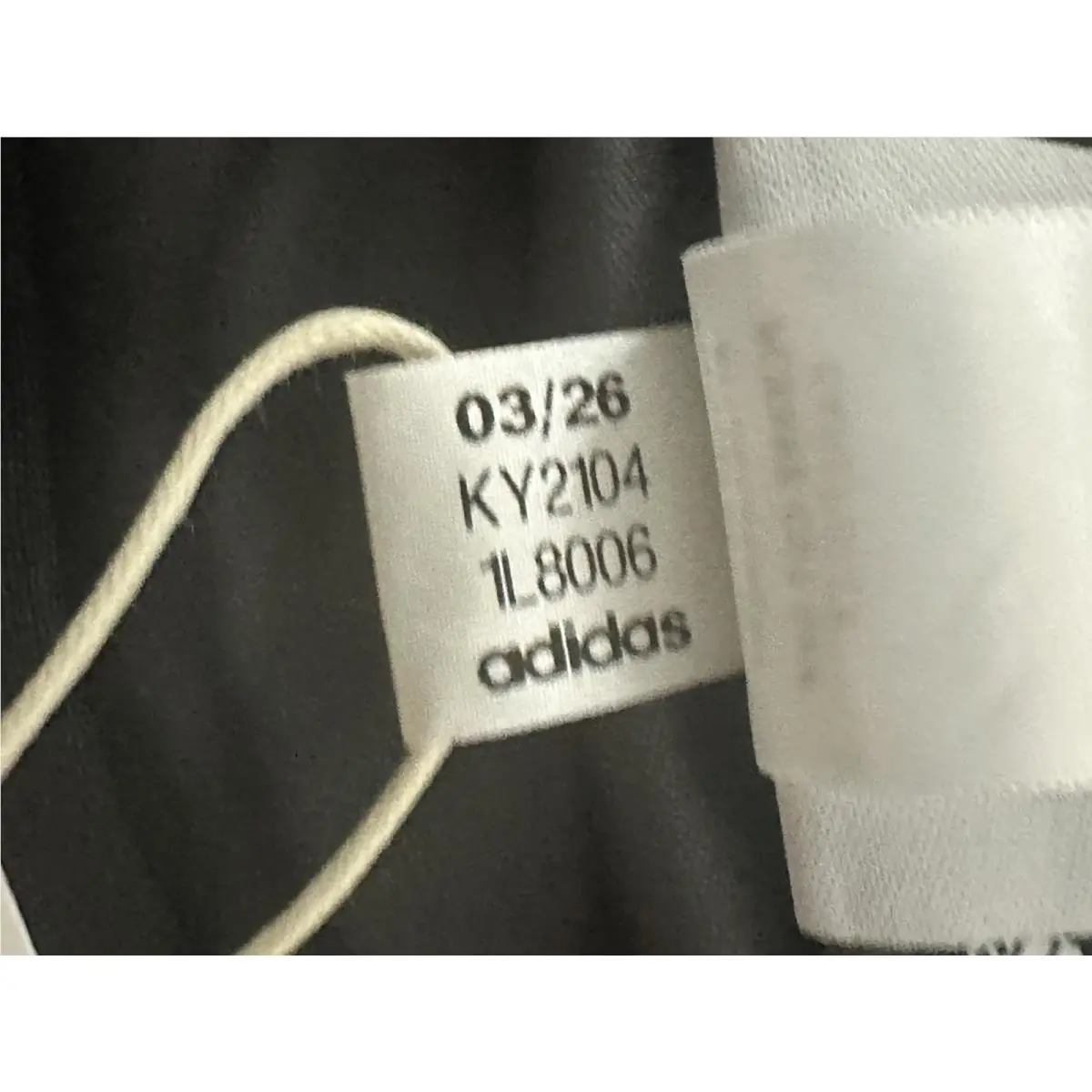Adidas clothing - adidas Original x Coca-Cola Teamgeist 26 - KY2104 - Black / red (UPC: 0197617847576) 12