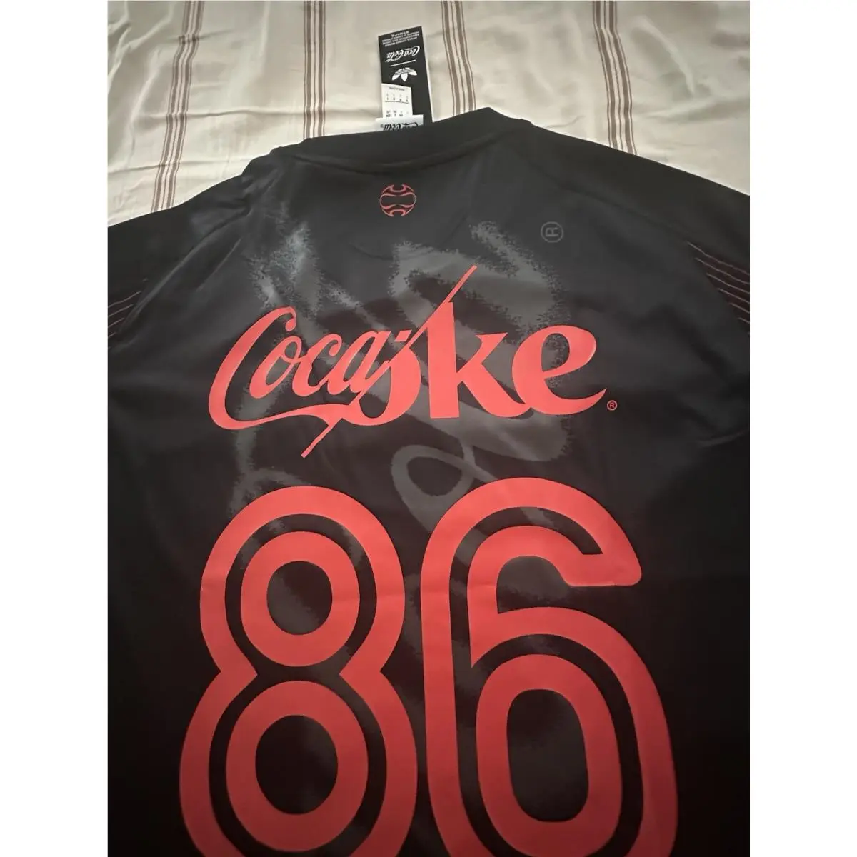 Adidas clothing - adidas Original x Coca-Cola Teamgeist 26 - KY2104 - Black / red (UPC: 0197617847576) 16