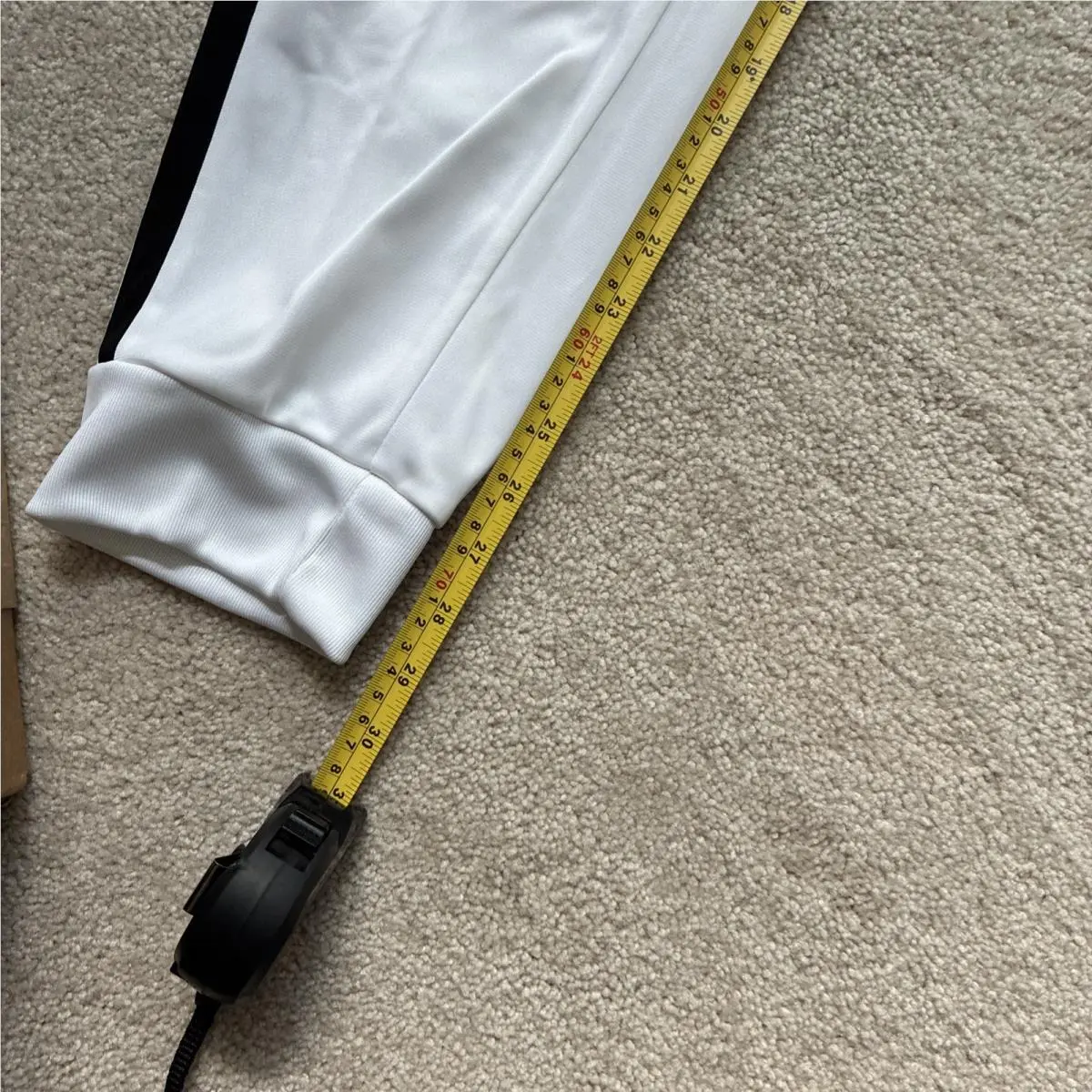 Adidas clothing - White 10