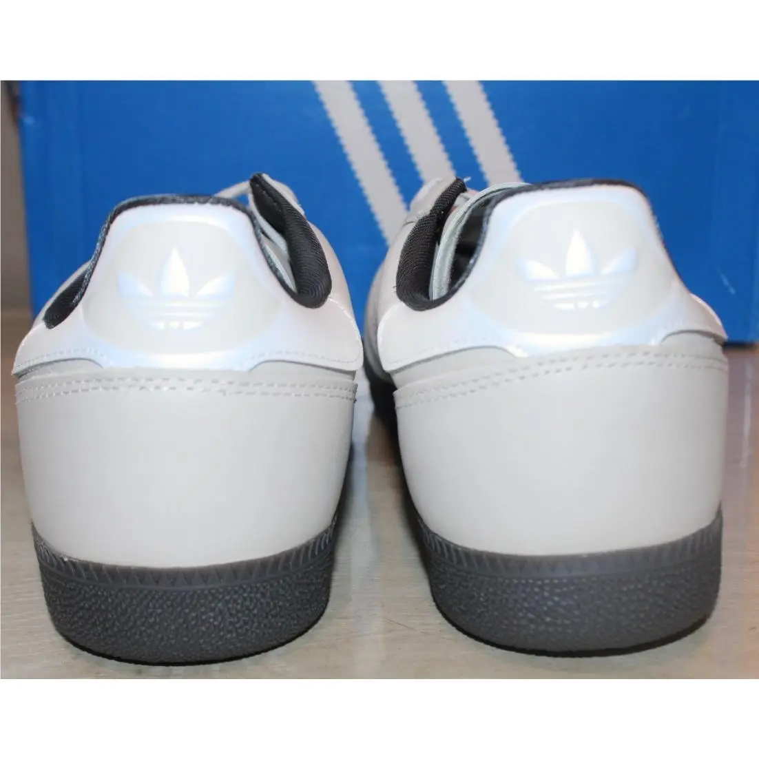 Adidas shoes - adidas Samba - Samba - HQ9240 - Gray 3