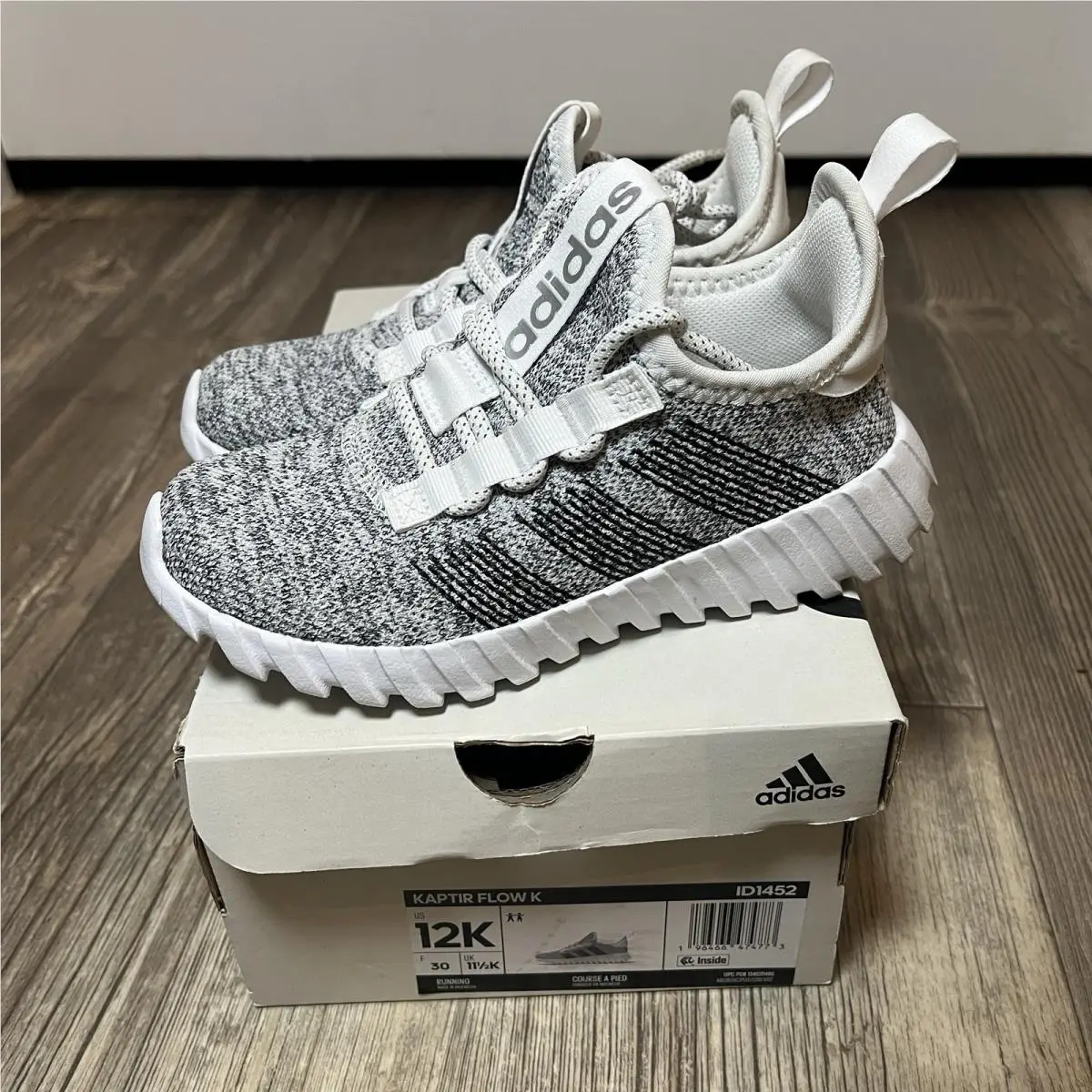 Adidas shoes - 196466474773 - 196466474773 - Gray (UPC: 0196466474773) 2