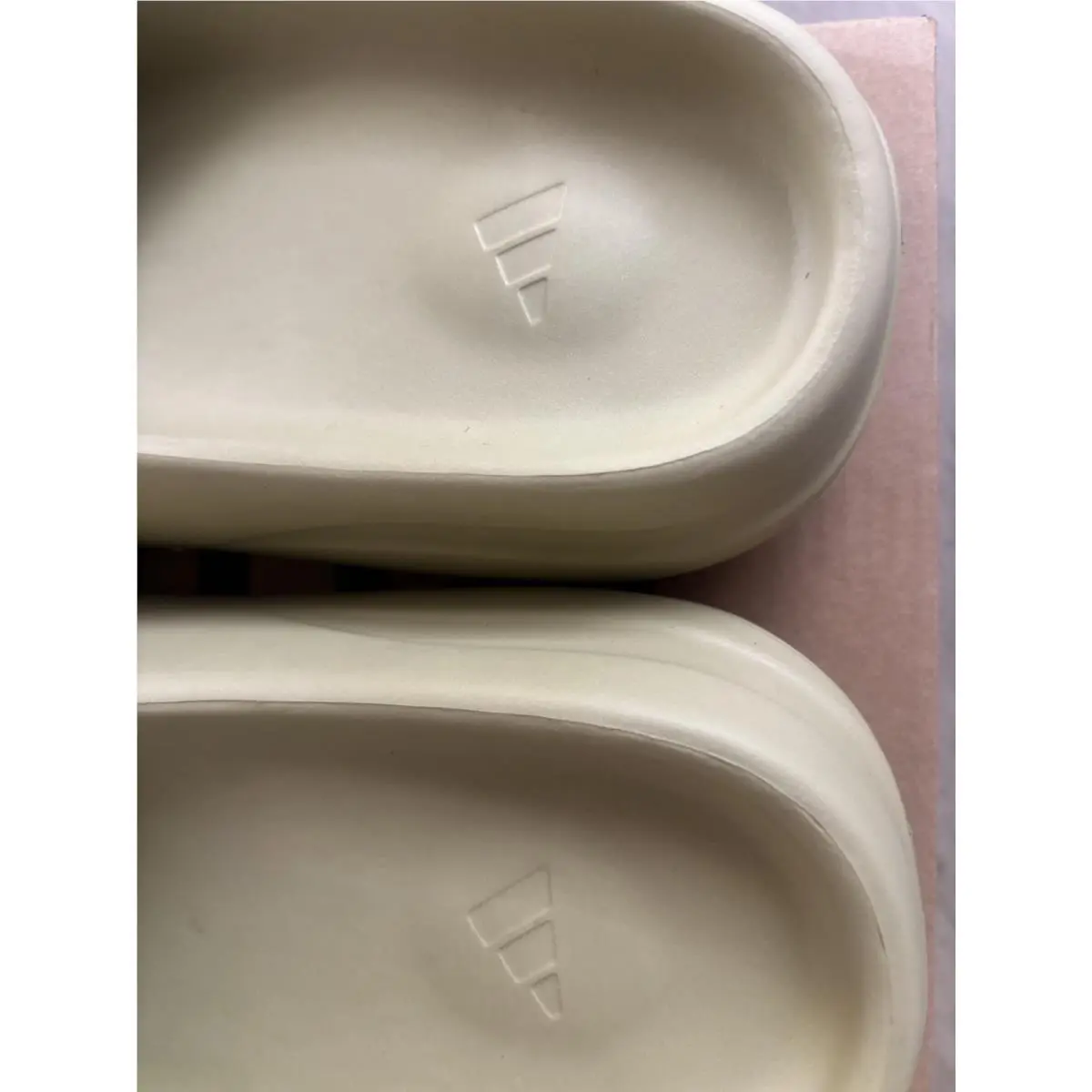 Adidas shoes - adidas Yeezy Slide - Yeezy Slide - Resin 2