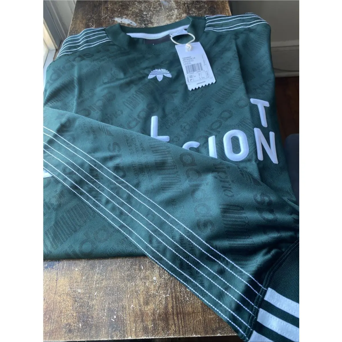 Adidas clothing - CW0503 - CW0503 - Green 1