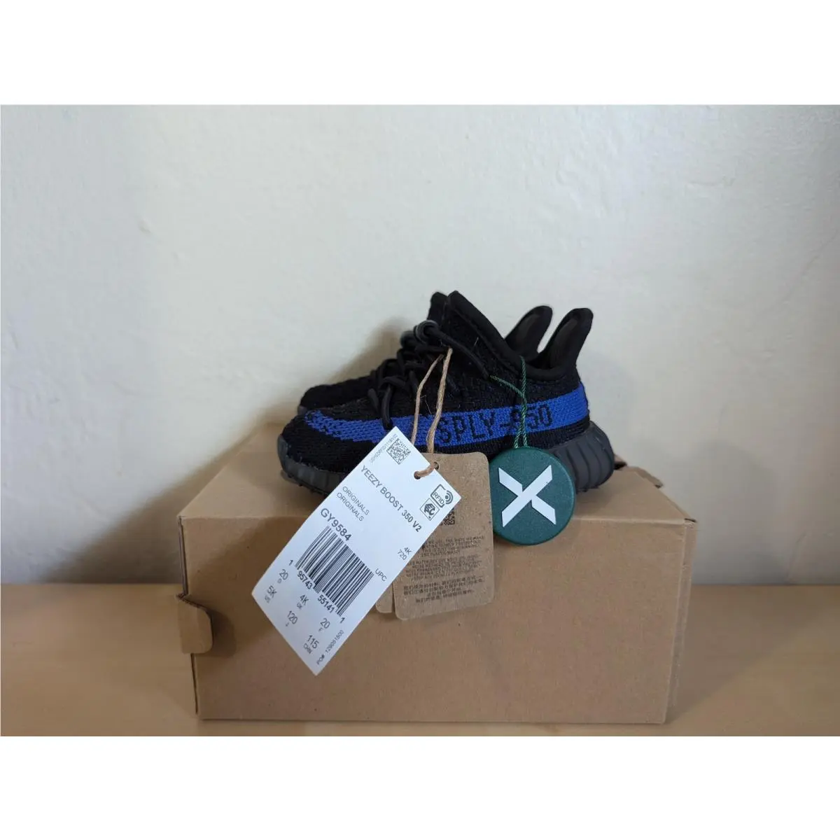 Adidas shoes - adidas Yeezy Boost 350 V2 - Black 0