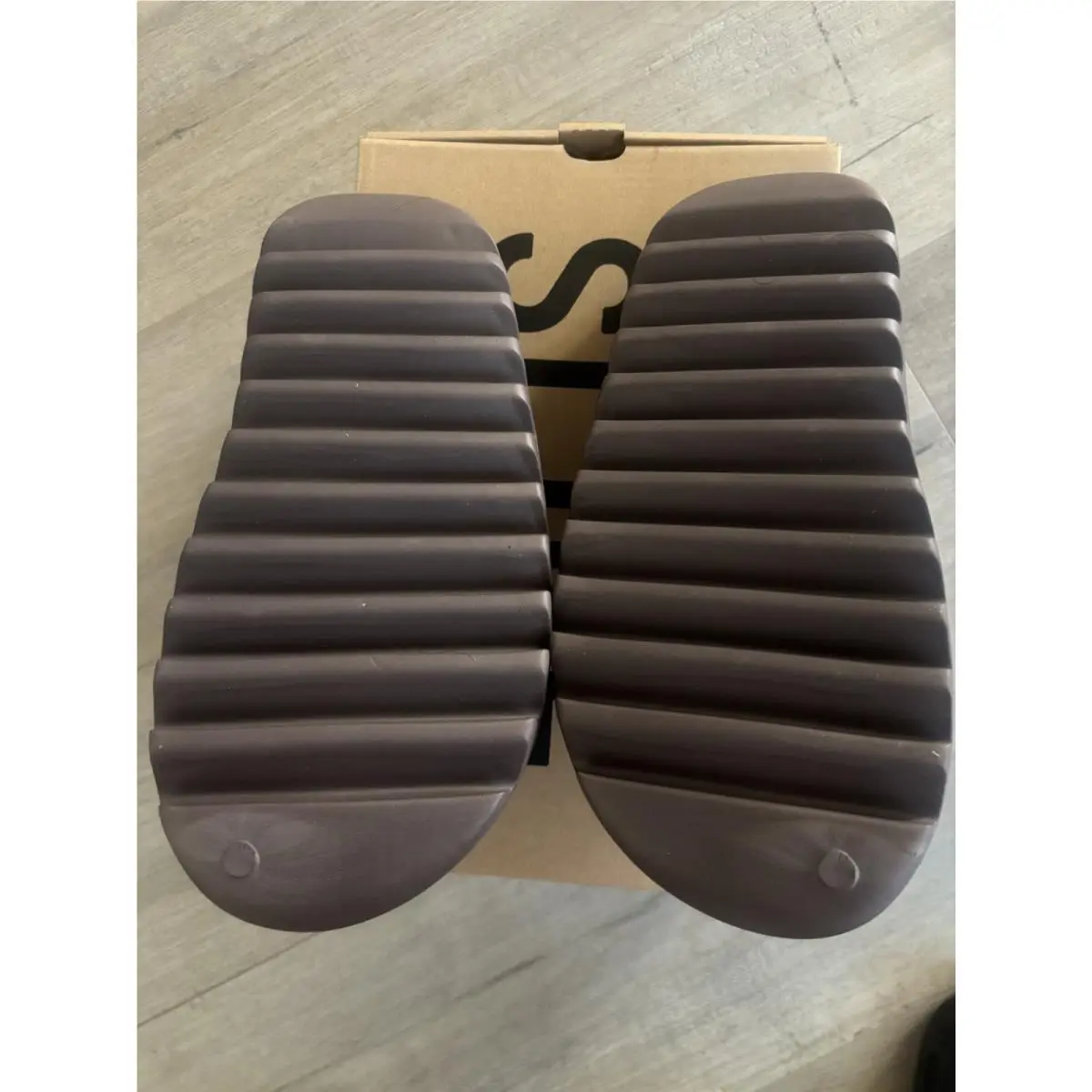 Adidas shoes - adidas Yeezy Slide - Yeezy Slide - Soot 0