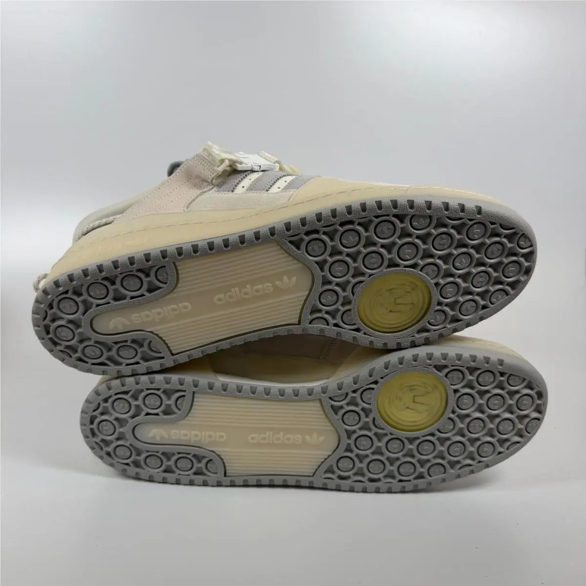 Adidas shoes - adidas Forum Buckle Low Bad Bunny Last Forum - White 4