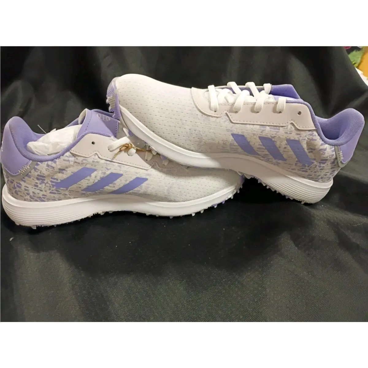 Gv9787 by Adidas