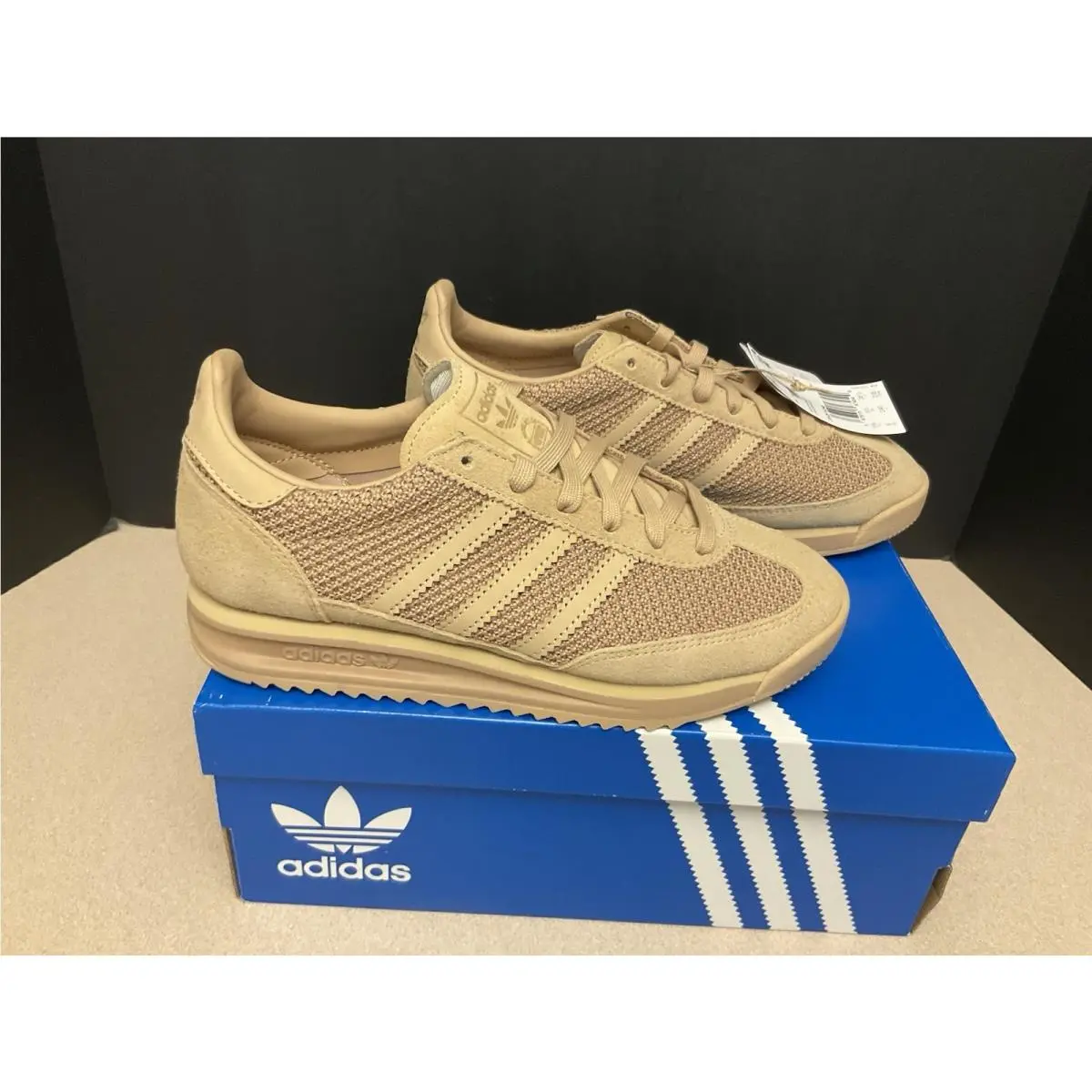 SL 72 RS Warm Sandstone/magic Beige Athletic Shoes. Mens 6. Womens 7 by Adidas