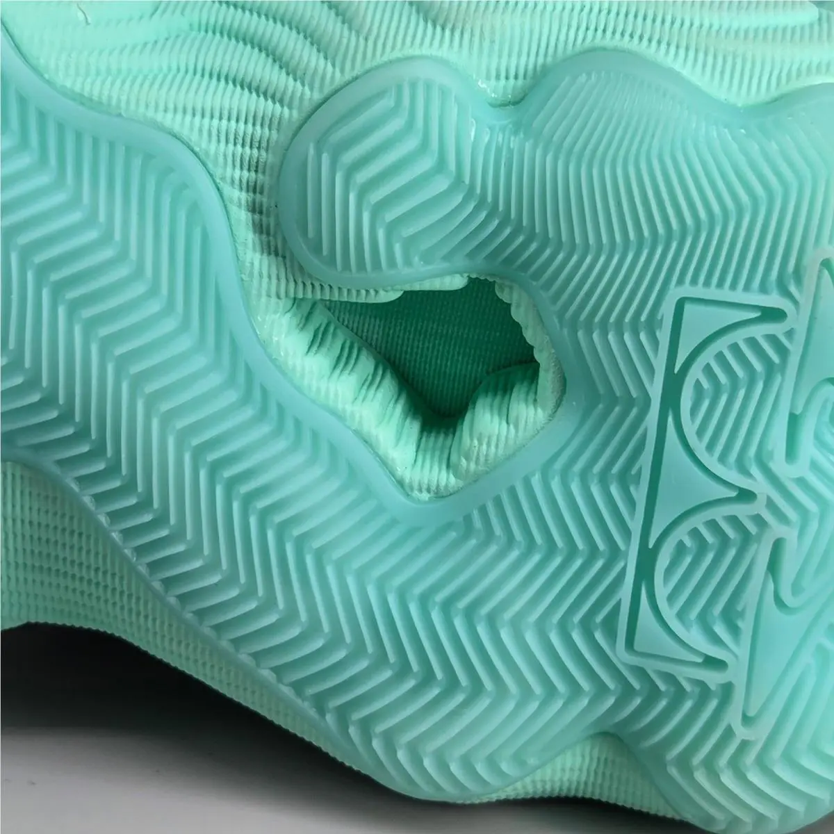 Adidas shoes - Trae Young 3 J - Trae Young - Green 4