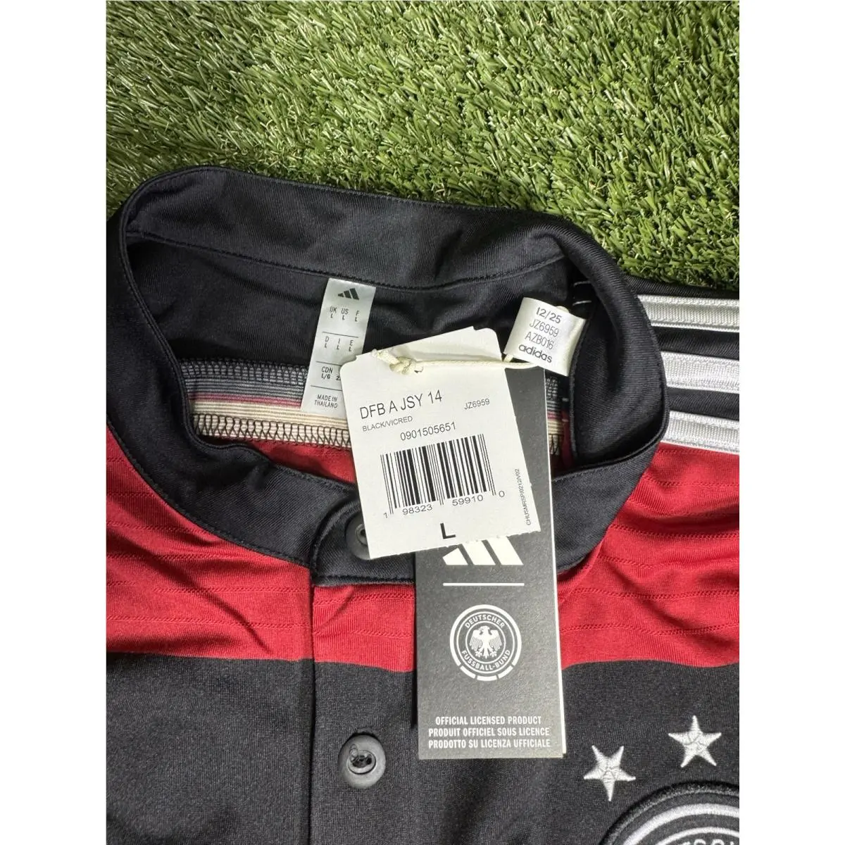 Adidas clothing - Black, Red 5