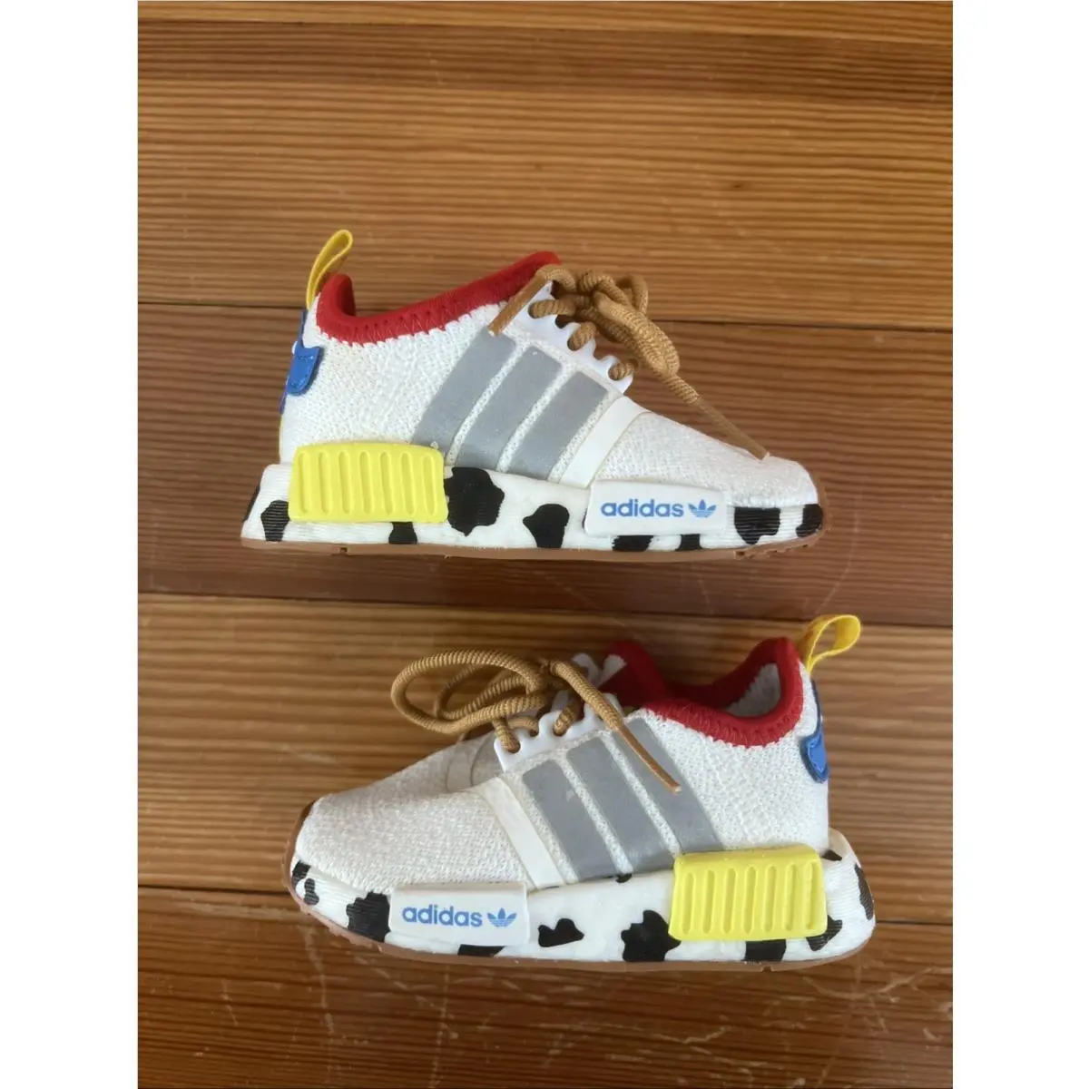 NMD_R1 Toy Story Woody Size 8K by Adidas