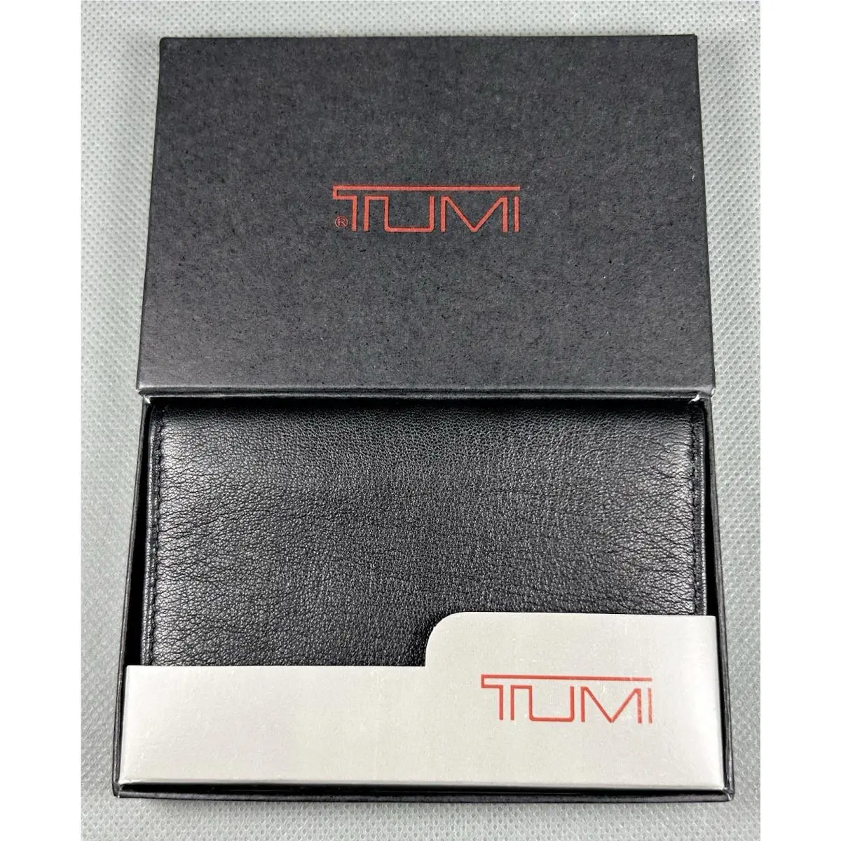 Black Leather Slim Bi-fold Card Case Wallet – w/ Box by Tumi
