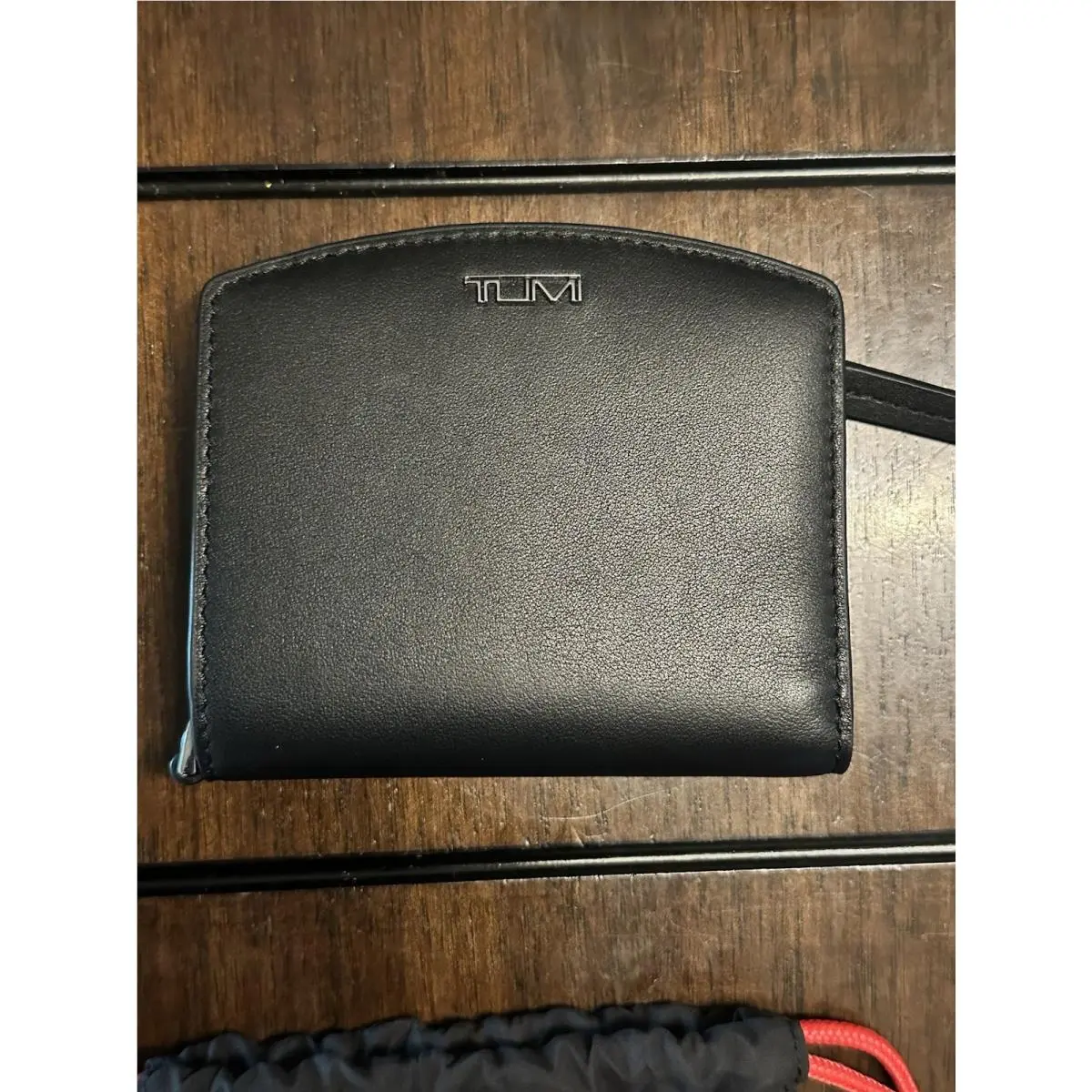 Belden Bifold Women’s Card Coin Wallet Leather R$175 by Tumi