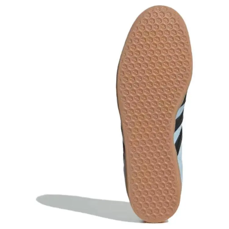 Adidas shoes - CLEAR SKY/BLACK/GUM 3