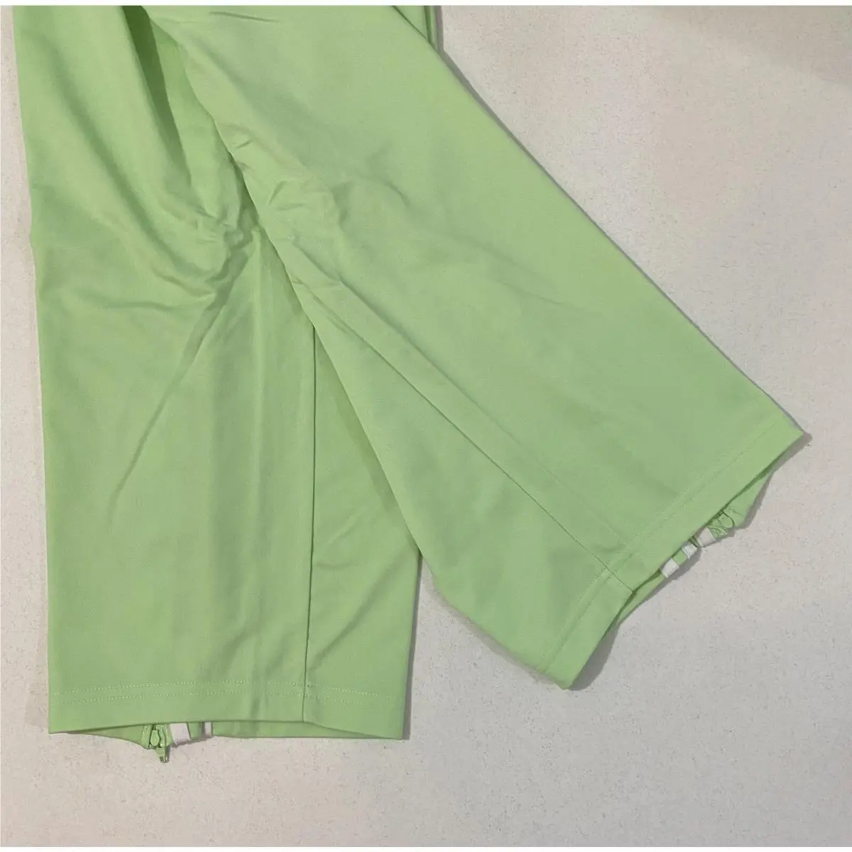 Adidas clothing - Semi Green Spark White 6