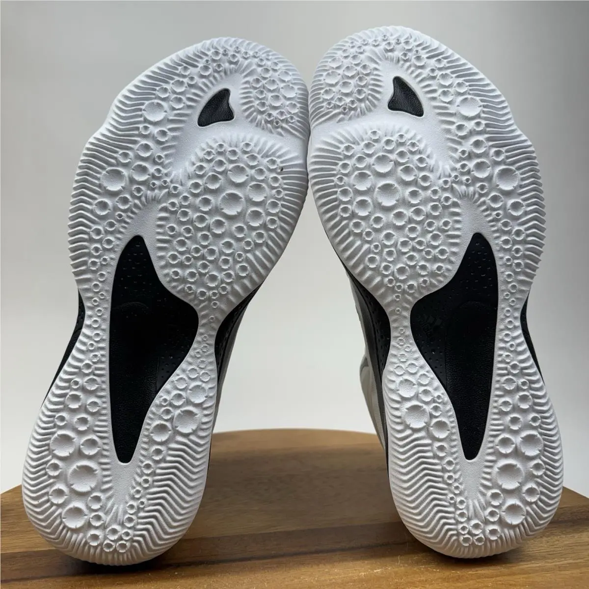 Adidas shoes - adidas Dual Threat - Dual Threat - White 5