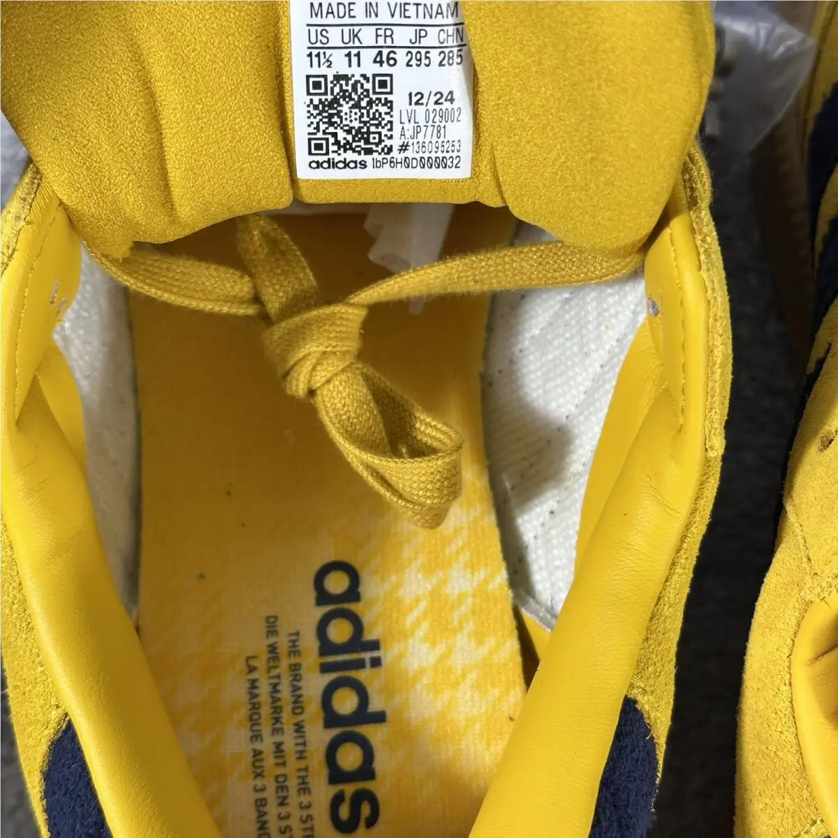 Adidas shoes - adidas Samba - Samba - JP7781 - Yellow 5