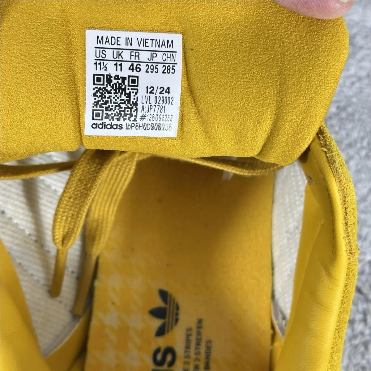 Adidas shoes - adidas Samba - Samba - JP7781 - Yellow 6