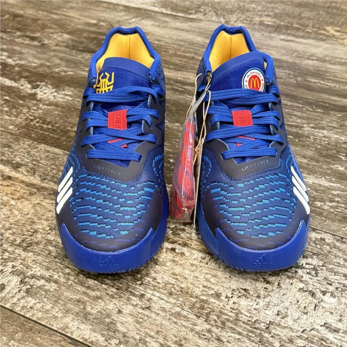 Adidas shoes - adidas D.O.N. Issue #4 - Issue - Blue 0