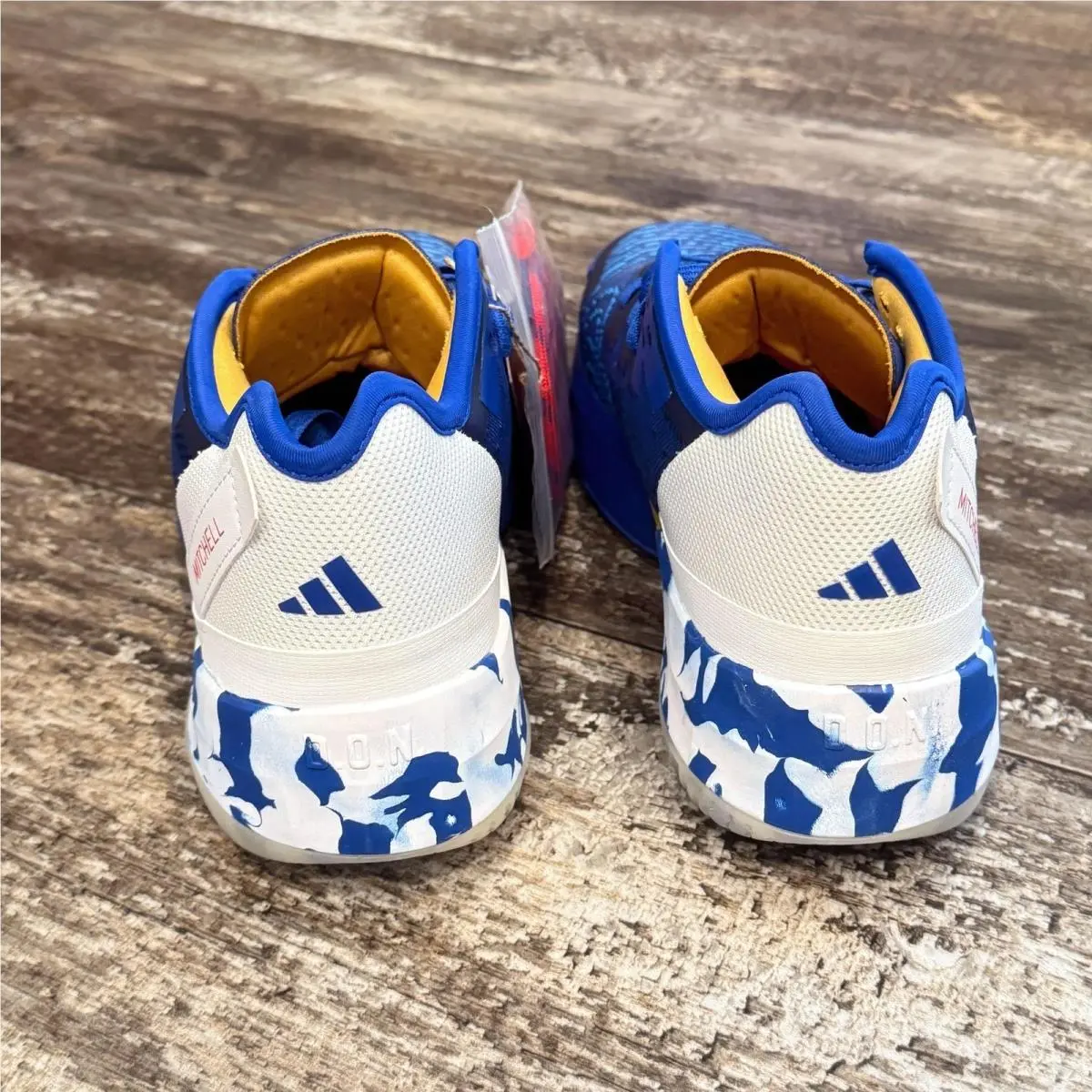 Adidas shoes - adidas D.O.N. Issue #4 - Issue - Blue 4
