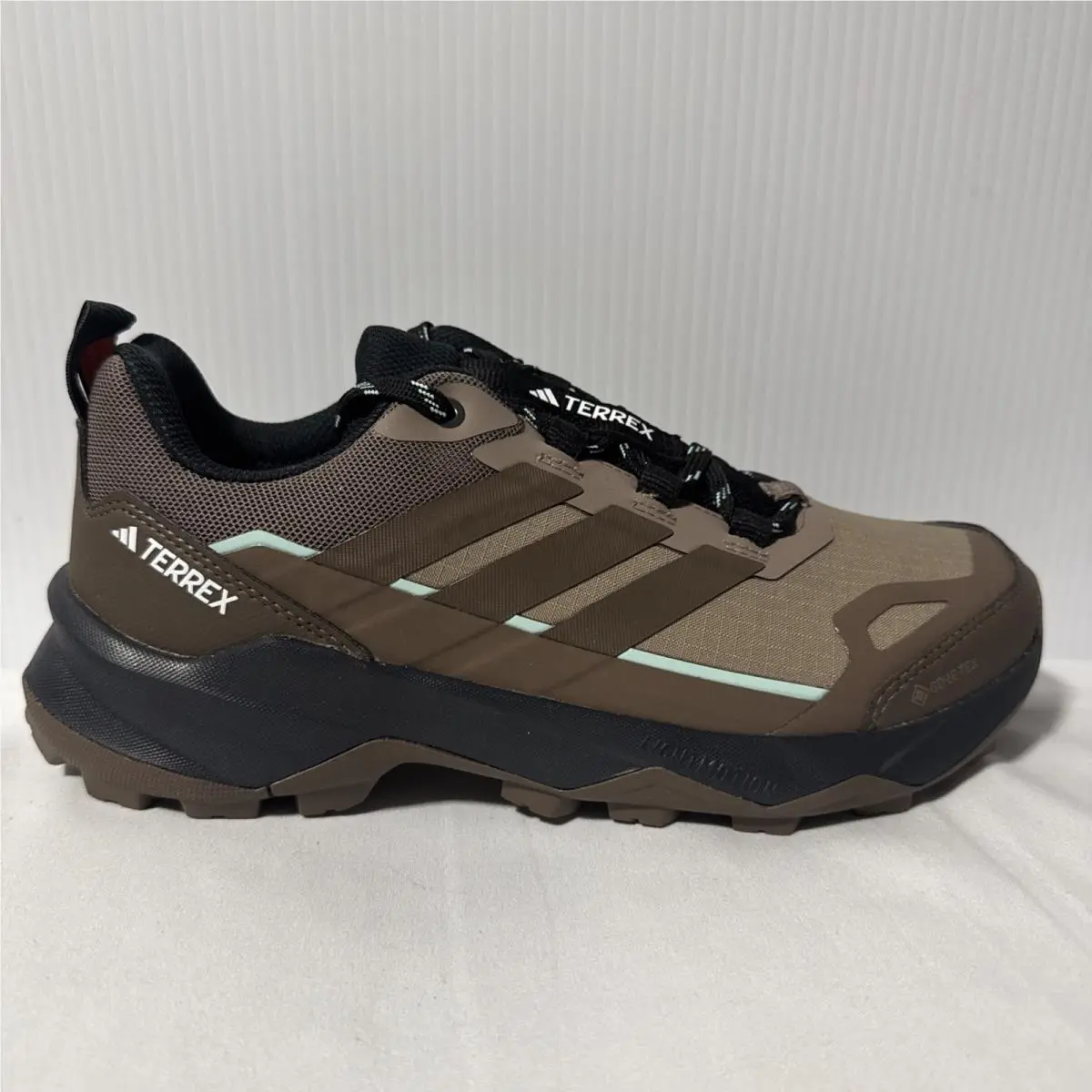 Size 7 -  Terrex Skychaser AX5 Gore-tex Trace Brown W by Adidas