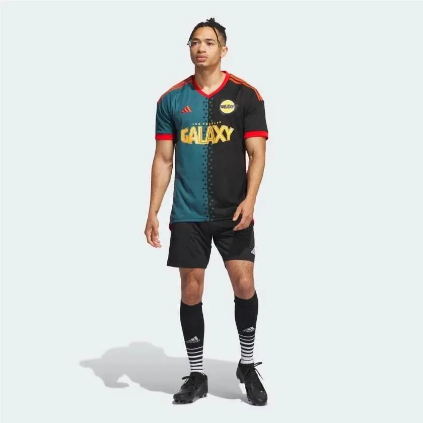 Adidas clothing - Multicolor 14