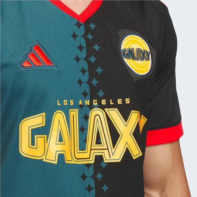 Adidas clothing - Multicolor 15