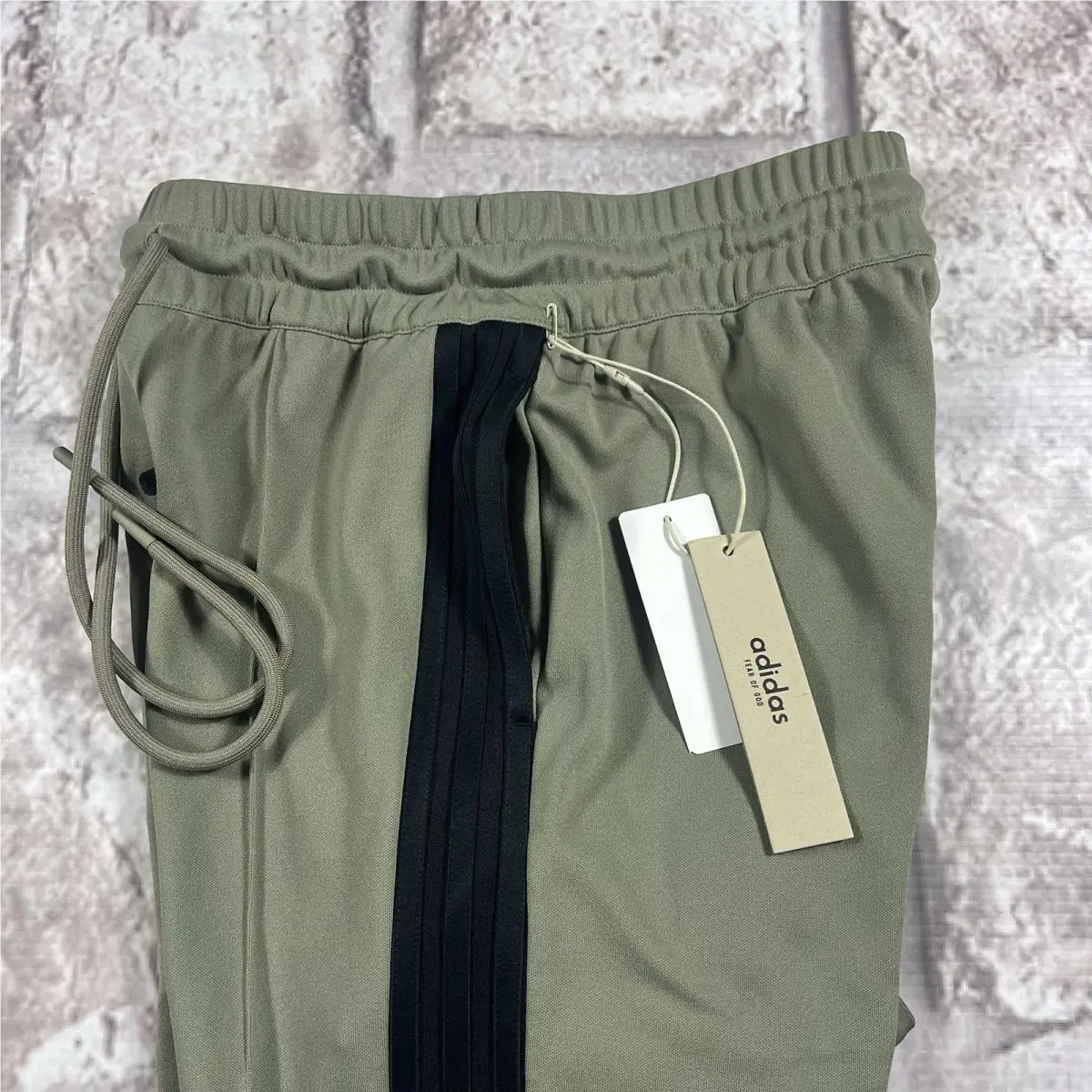Adidas clothing - ATHLETICS PANT Fear Of God - IM6066 - Brown 2